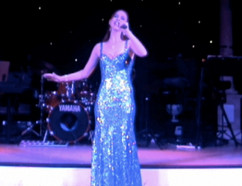 Michelle Roberts Live