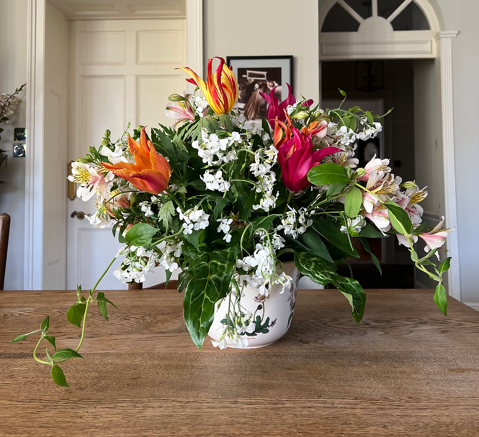 Thumbnail: Flower Arranging