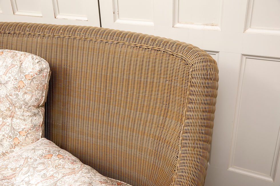 Thumbnail: Classic All-weather Wicker Glider (1 of 2)