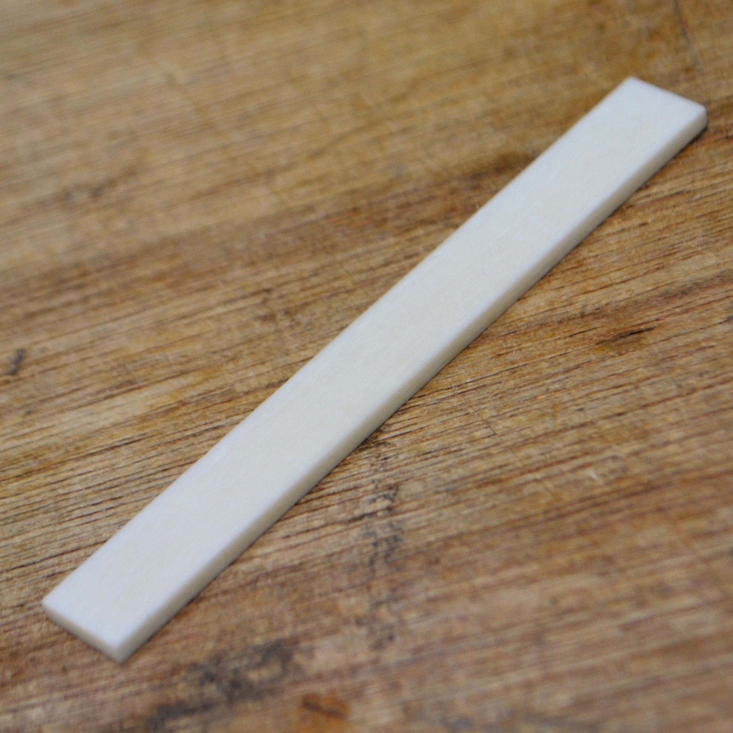 85×10×3　マーチンサイズサドル 漂白