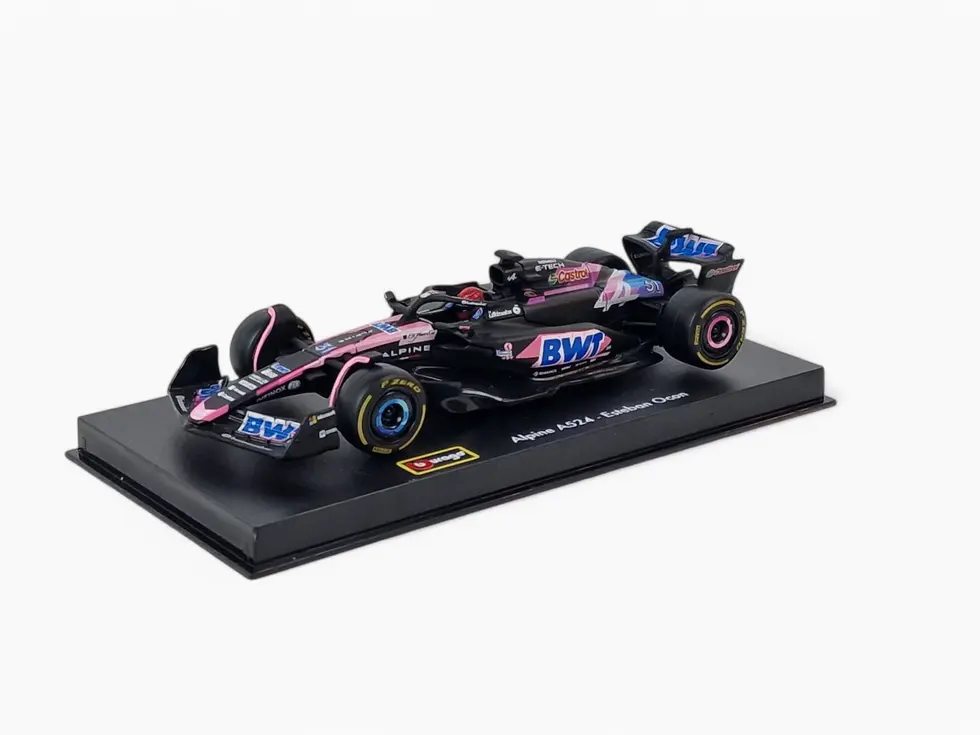 1/43 | Alpine A524 E. Ocon con pilota e teca