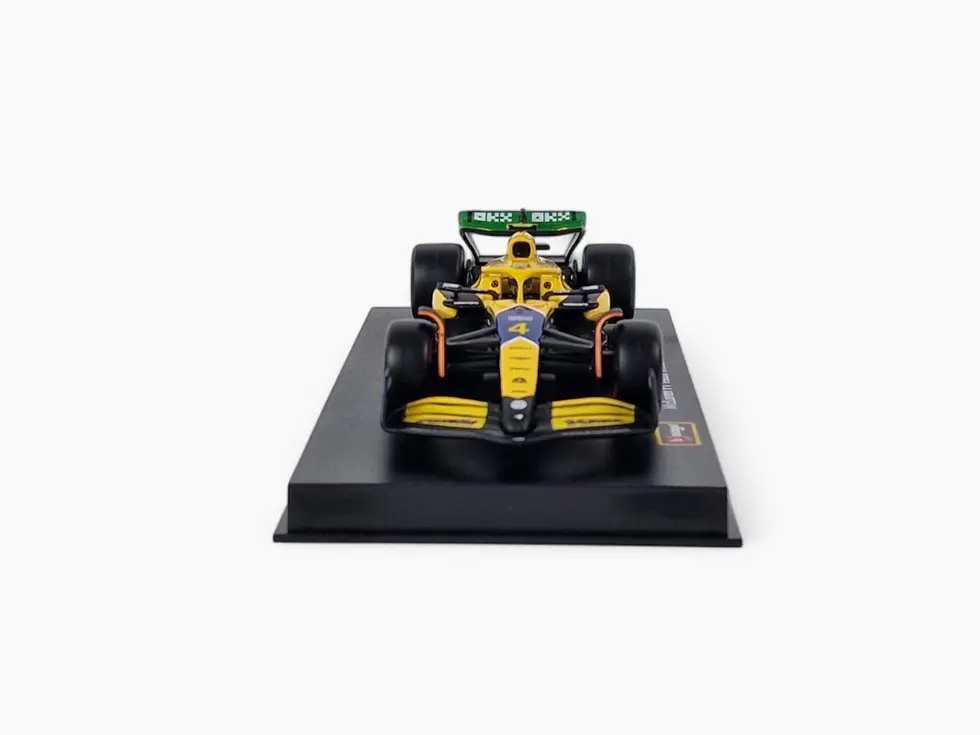 1/43 | MONACO GP | McLaren MCL38 L. Norris con pilota e teca