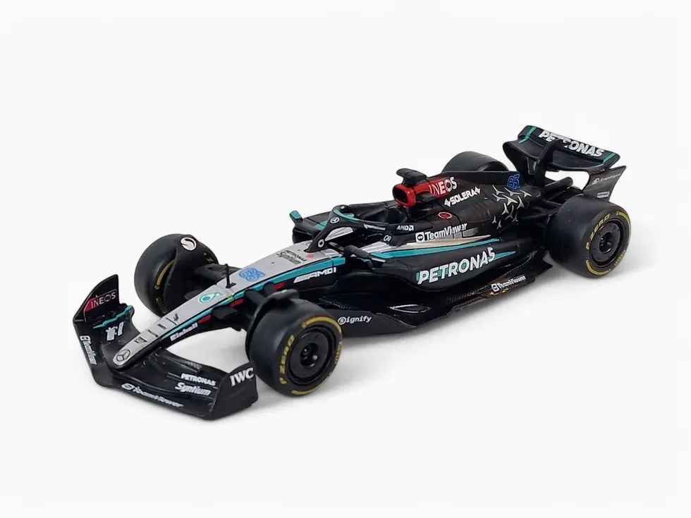 1/43 | Mercedes W15 G. Russell
