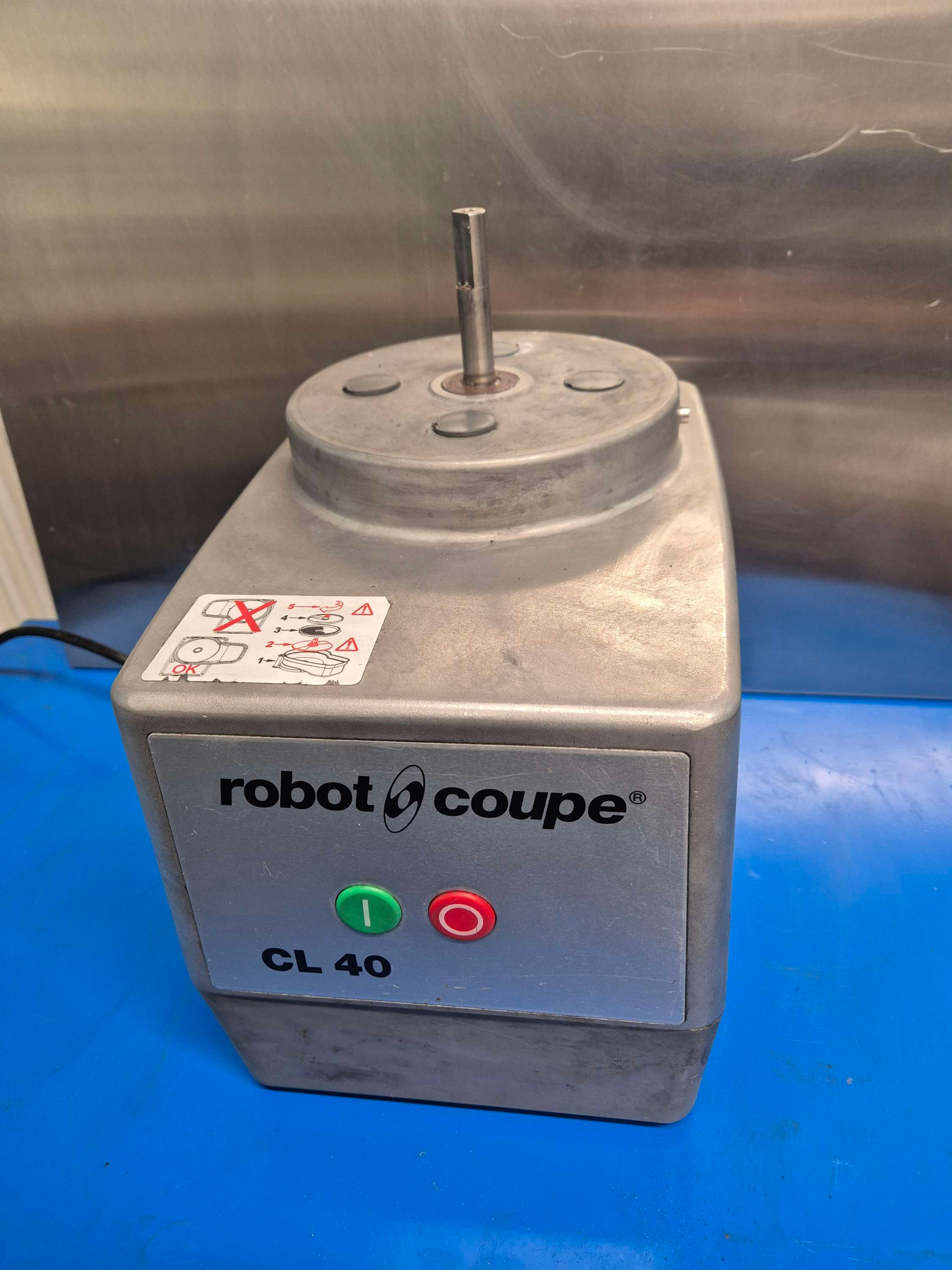 Robot Coupe CL40