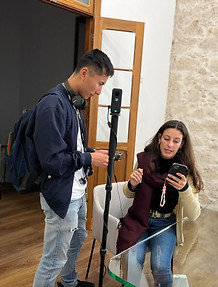 Polo Lam reshersing with student for UFPC VR experience