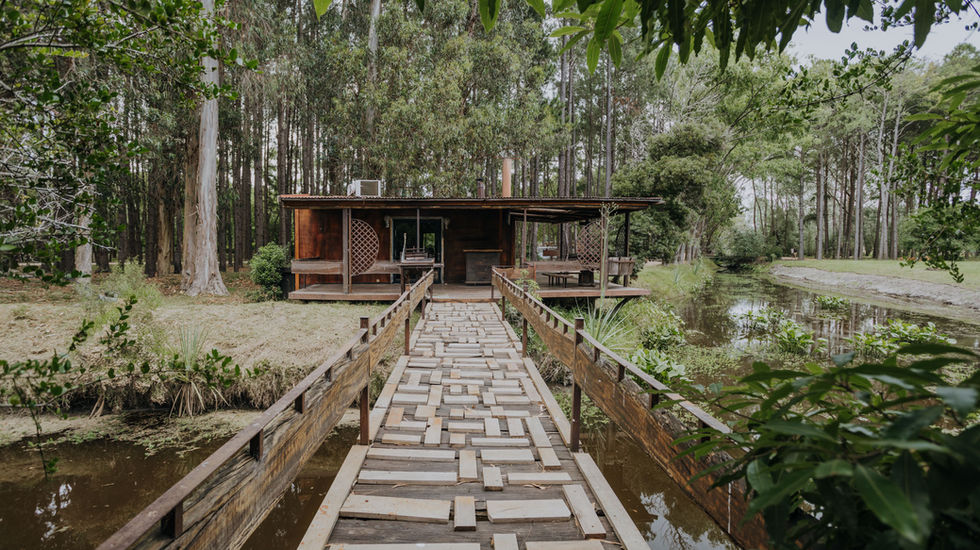 Puente de madera rústica