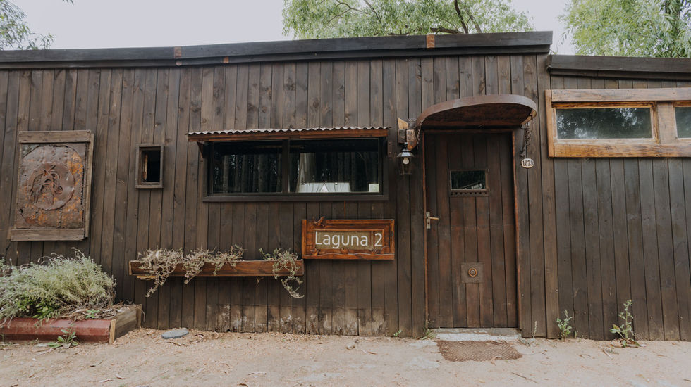 Entrada a Cabaña laguna rústica 