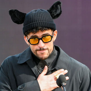 500 mil dólares: Bad Bunny entregará becas estudiantiles a jóvenes hispanos