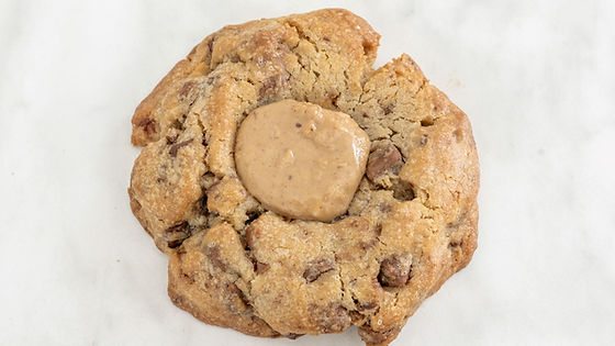 Cookie pépites chocolat au lait et noir ou cœur de cacahuète