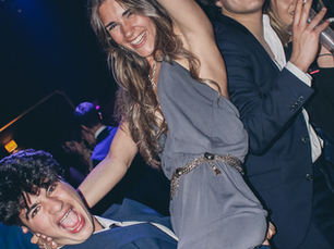 Externalizar la organización de una graduación mejora la calidad, la seguridad y la experiencia 