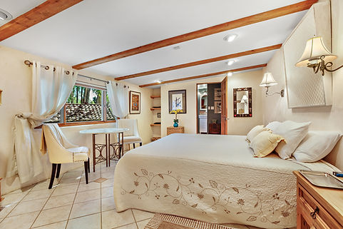 Guest Bedroom.jpg