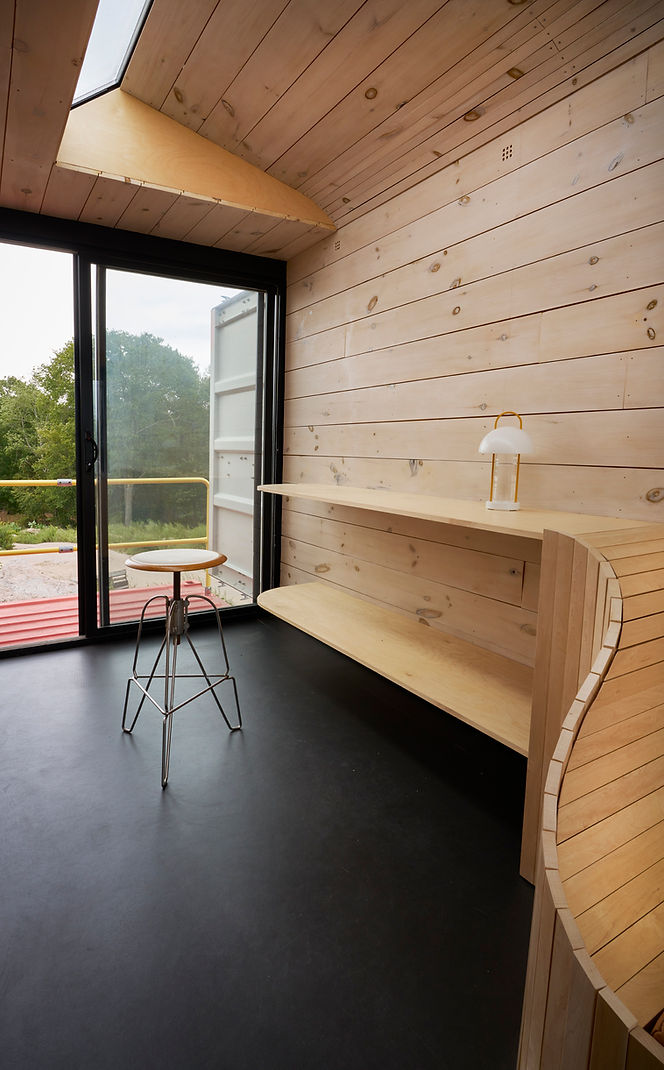15 Darling Container Studio II 23552.jpg