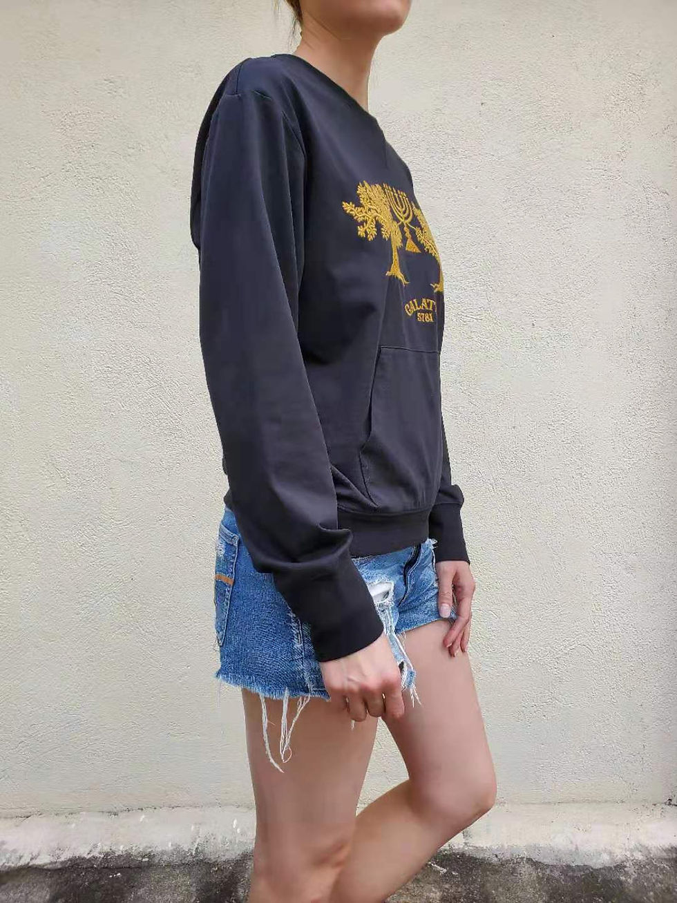 Thumbnail: Golden Lamp Stand Embroidery Sweatshirt