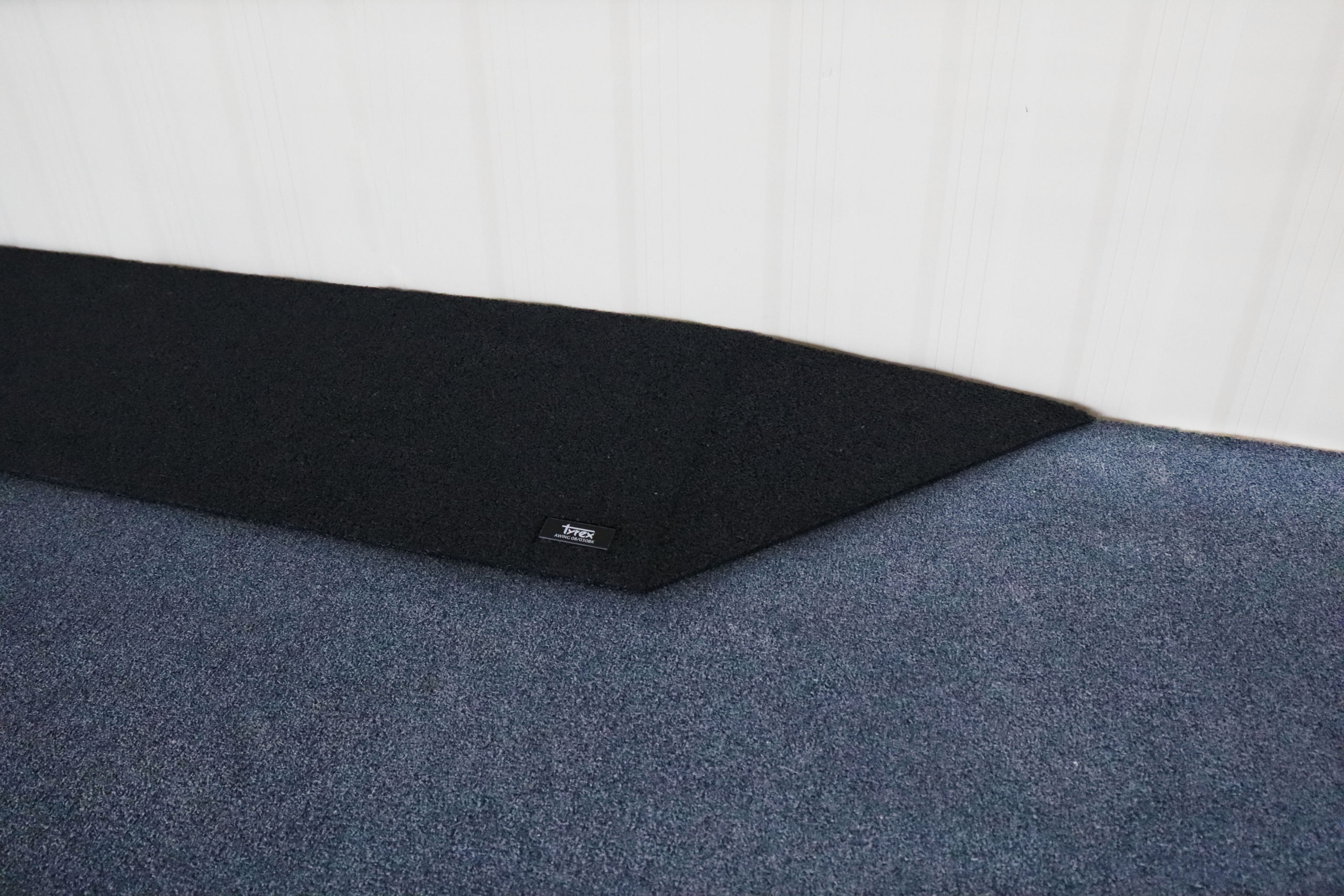 1:10 Gradient Rubber Ramp with Attached Wings