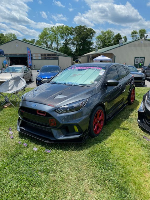 Thumbnail: Ford Focus RS V1 Front Splitter
