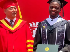 Jamaican doctor named valedictorian in China
