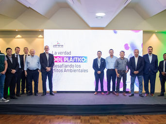 EXPERTOS ANALIZAN EL ROL DEL PLÁSTICO EN BOLIVIA: MITOS, EVIDENCIA CIENTÍFICA Y FUTURO PARA EL SECTOR