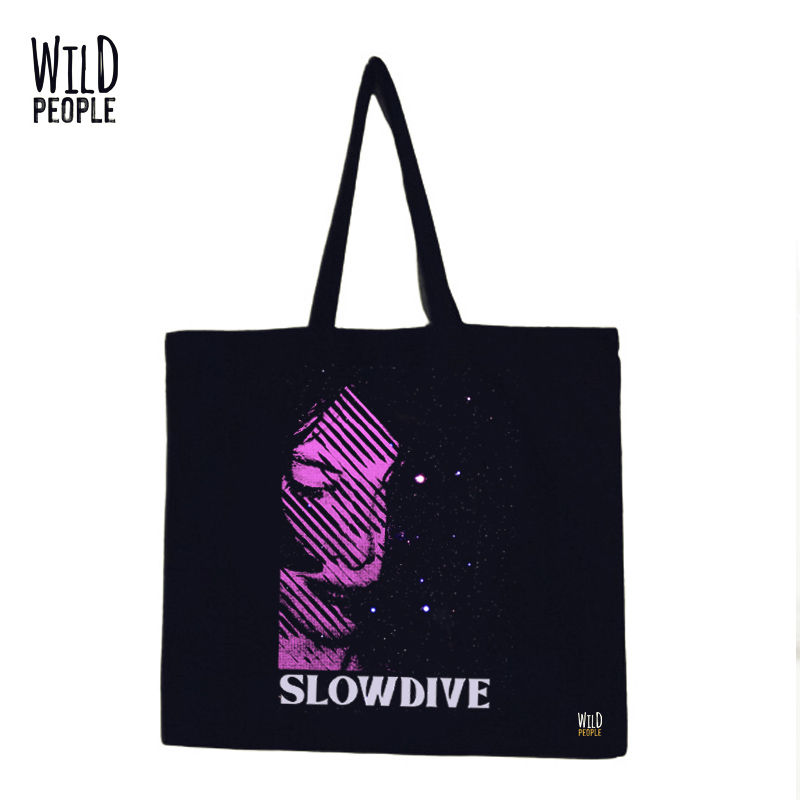 Ecobag Preta da Banda Slowdive com imagem roxa e escrita branca