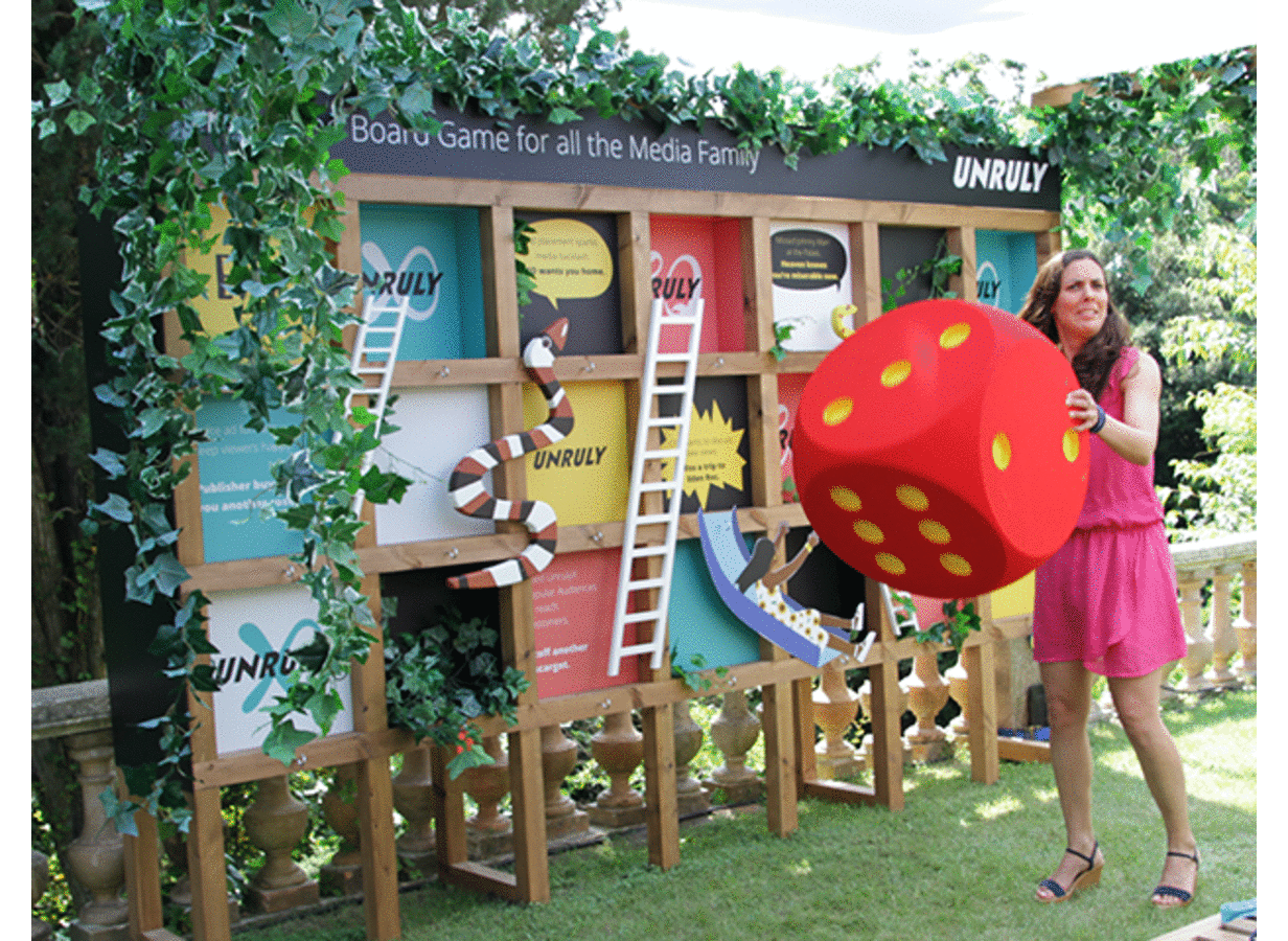 Cannes Lions_PageAssets_6.gif