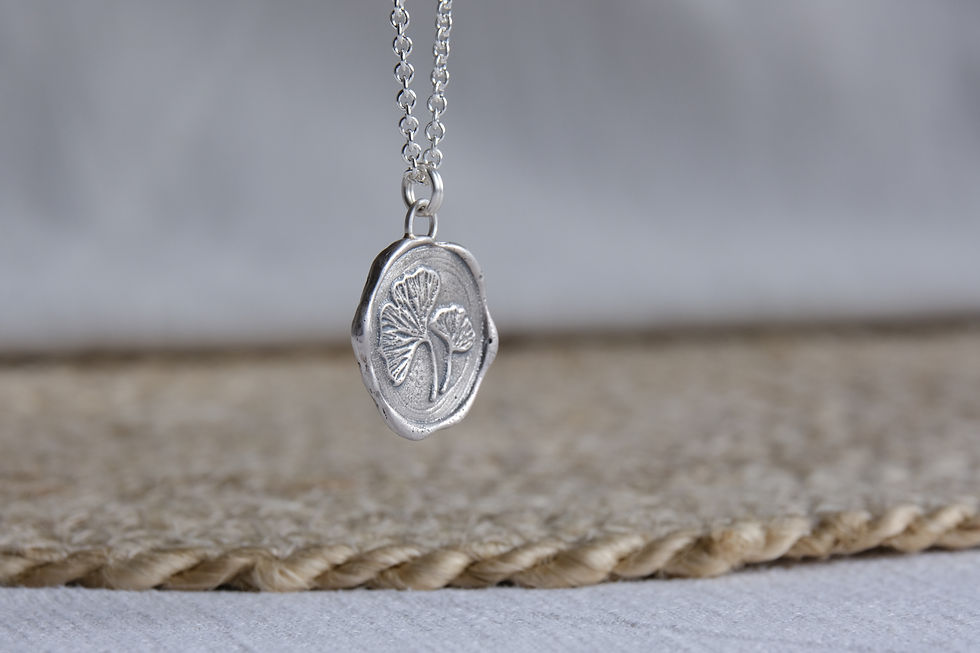 Thumbnail: Ginkgo leaf silver seal