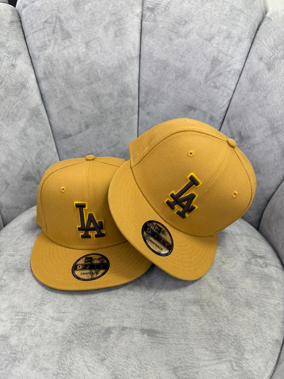Miniatura: 9FIFTY SNAPBACK LOS ANGELES DODGERS BEIGE UV WALNUT