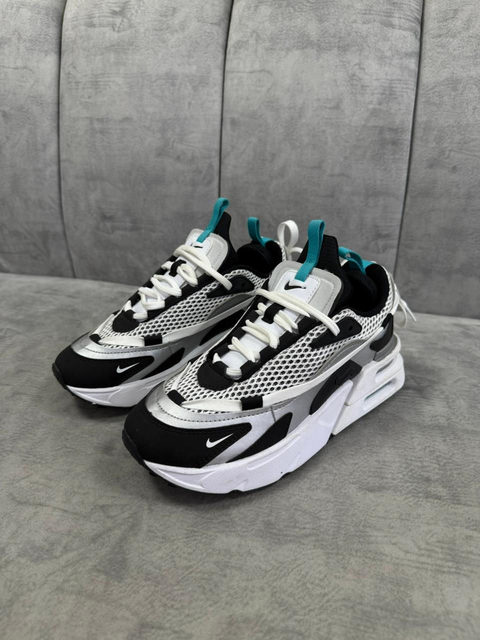 Miniatura: W AIR MAX FURYOSA NRG WHITE/BLACK