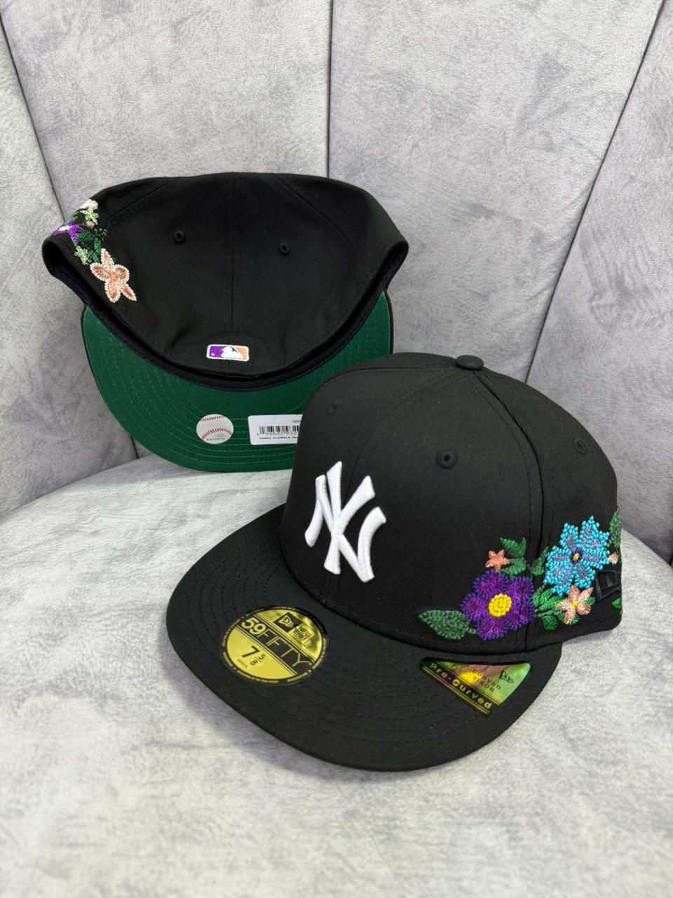 Miniatura: 59FIFTY NEW YORK YANKEES BLACK TONAL FLORALS