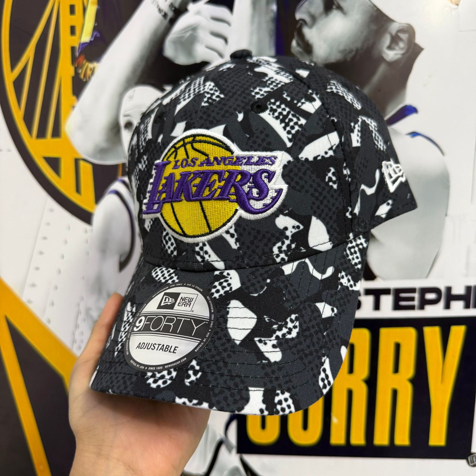 9FORTY LOS ANGELES LAKERS SEASONAL PRINT