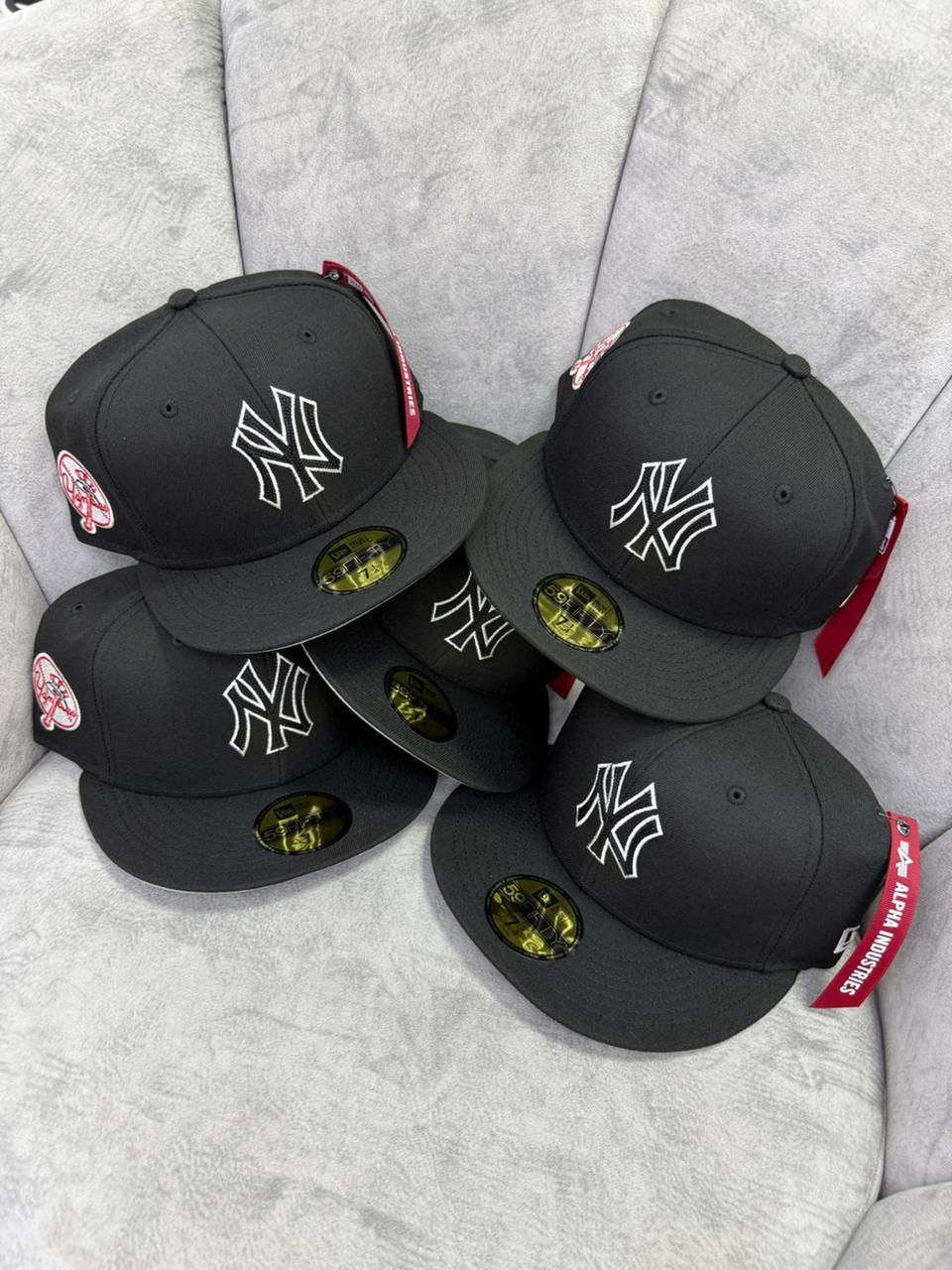Miniatura: 59FIFTY NEW YORK YANKEES BLACK ALPHA INDUSTRIES