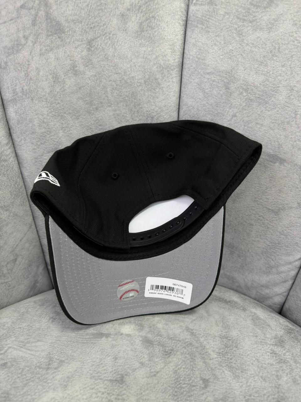 Miniatura: 9FORTY AFRAME CHICAGO WHITE SOX LOCAL DISH PIN