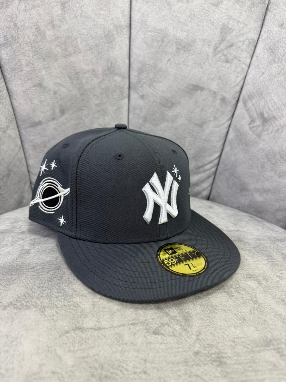 Miniatura: 59FIFTY NEW YORK YANKEES CHARCOAL PLANET ICON