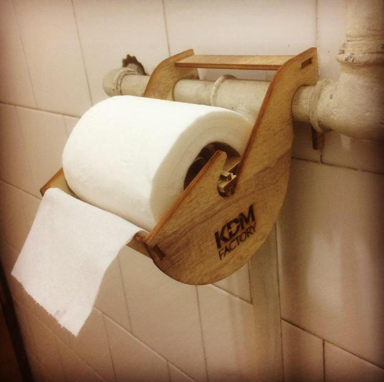 עיצוב מעמד לנייר