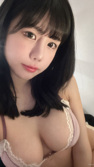 에디린 AD1YN2 Adilyn Breasts Stimulation Videos 🔞🔞🔞 Breasts and Nipples Orgasm🔥🔥🔥