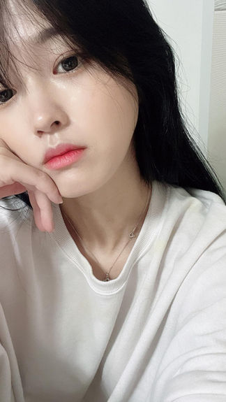 문월 (moonwol0614): Daring Reveal Behind the Bra – Exclusive for VVIP Fans