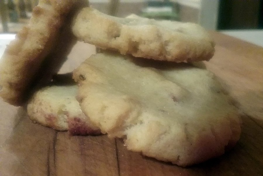 Vanilla Strawberry Shortbread Cookies