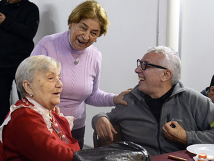 Cultura del encuentro: Julio Zamora celebró con jubilados
