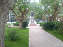 Reinauguraron la nueva plaza de Olivos, postales de ayer y de hoy