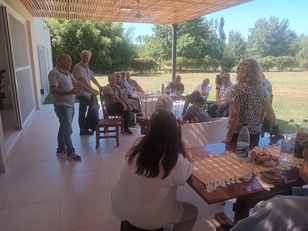 El padre Domingo Bresci cerró en “La Sampay” sugiriendo nuevas tinajas y métodos