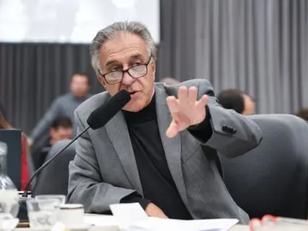 El diputado Pitrola advierte sobre el riesgoso pago a fondos buitres