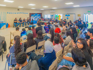 Malvinas en San Fernando: emotiva charla de Ex Combatientes con alumnos de secundarias