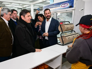 Kicillof y Katopodis con recetas infalibles: obras, nuevo Mercado y Centro de Formación, y entrega de motos a policías