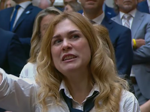 Travestismo legislativo: ¿la política aleja a la gente o es la gente que se aleja de la política?