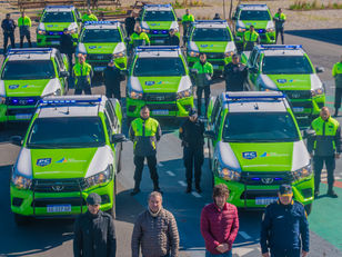 Dos modelos: el presidente pasea por el mundo, Andreotti refuerza la flota de móviles de las Patrullas de Protección Ciudadana