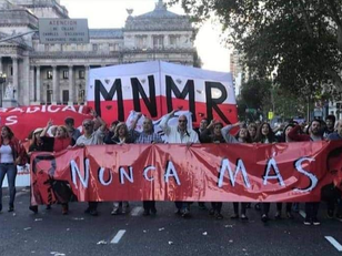 Con Memoria, el radicalismo presente en Plaza de Mayo