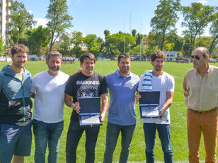 El Club San Fernando distinguió al intendente Andreotti