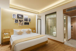 Deluxe Room 2