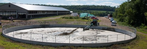Manure Pit Photo (31).jpg