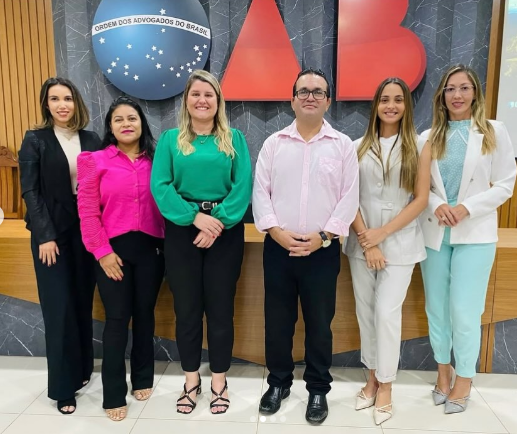 Membros da Comissão com a Representante da Diretoria da Subseção e Palestrante