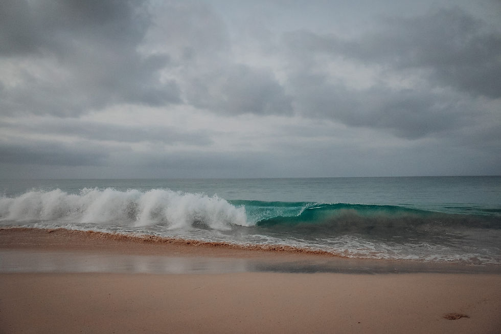 Wonderfull turquoise blue sea waves scenery in a bright sunny day