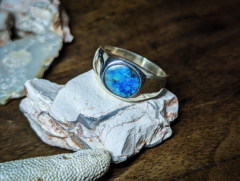 Miniature : Bague homme avec opale noire d'Australie, anneau argent 925 homme / chevalière a